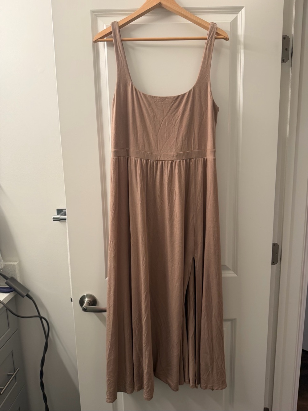 Wilfred Mauve-Taupe Sleeveless Maxi Dress with Scoop Neck